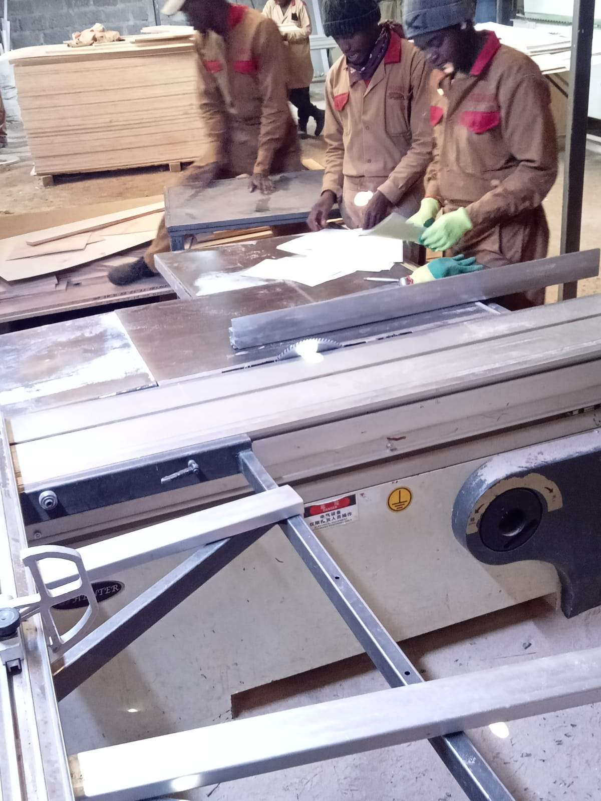 sliding table panel saw services in Kenya for precision board cutting